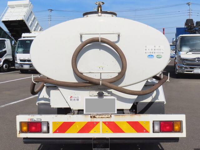 いすゞエルフ散水車小型（2t・3t）[写真06]
