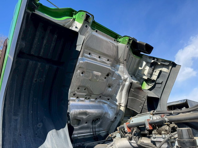 いすゞギガコンテナ専用車大型（10t）[写真30]