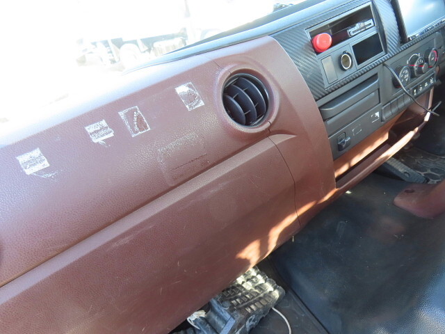 日野レンジャー平ボディ中型（4t）[写真22]