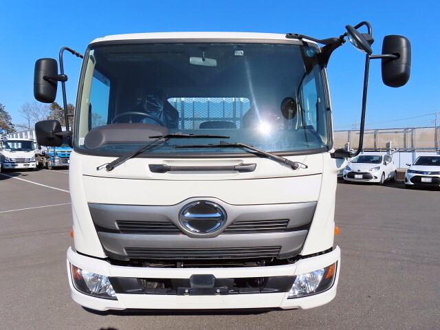 日野レンジャー平ボディ中型（4t）[写真03]