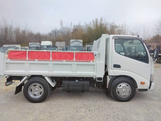 日野デュトロダンプ小型（2t・3t）[写真06]
