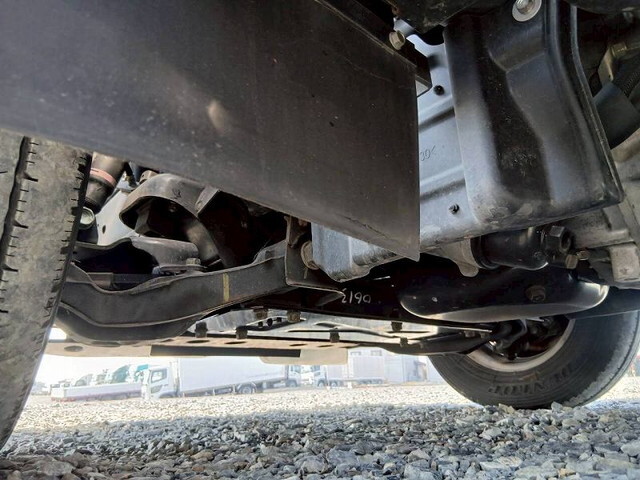 いすゞエルフアルミバン小型（2t・3t）[写真17]