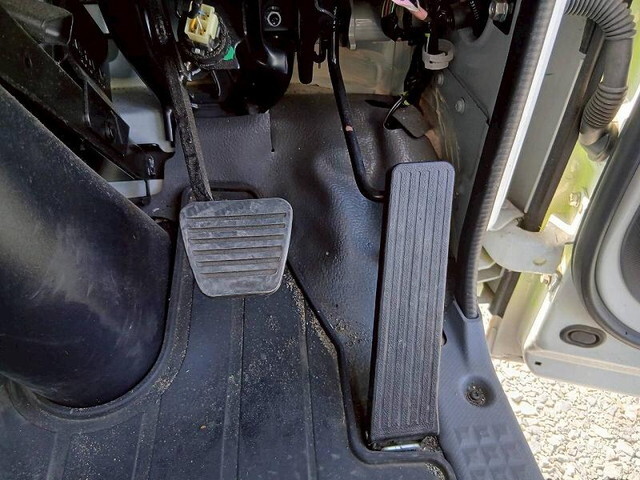 いすゞエルフアルミバン小型（2t・3t）[写真26]