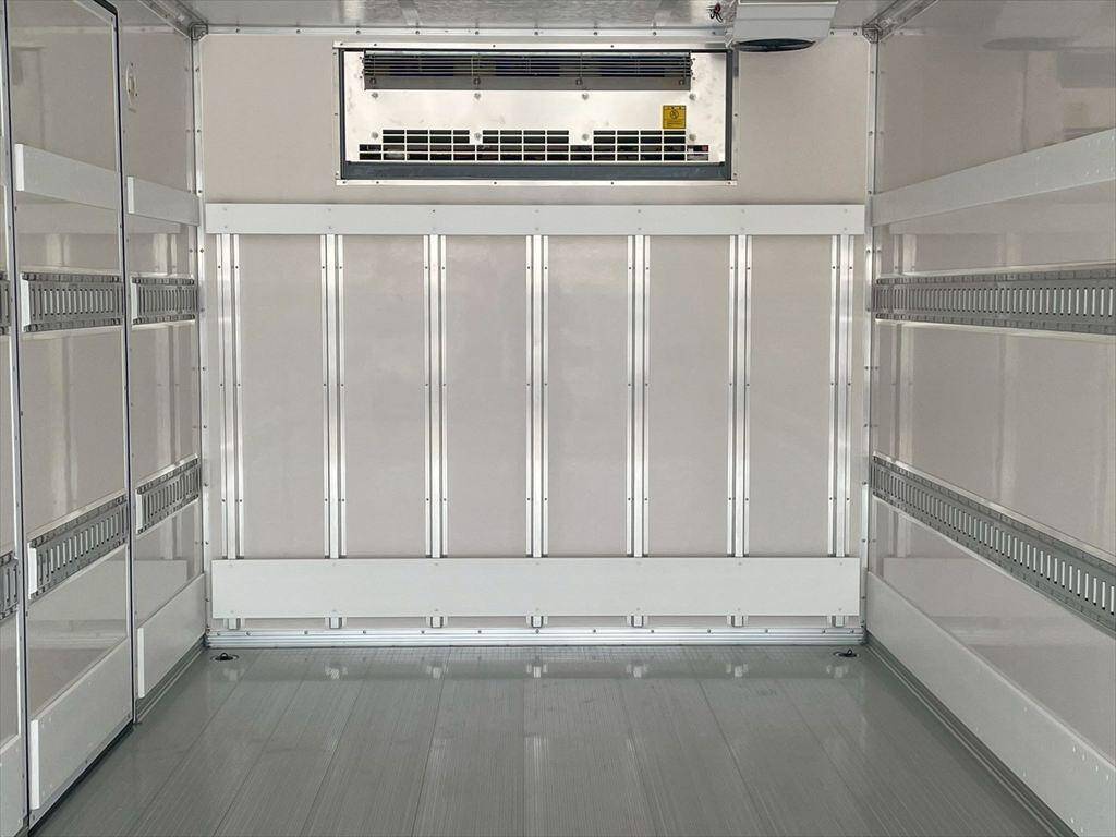 日野レンジャー冷凍車（冷蔵車）中型（4t）[写真07]