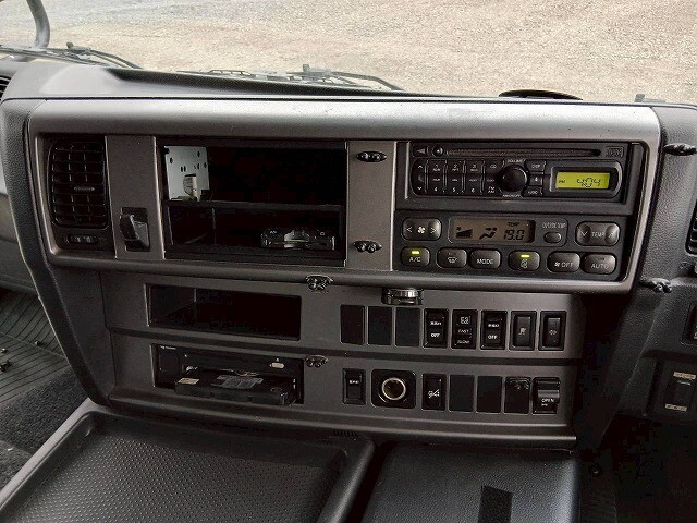 日野プロフィアアルミウイング大型（10t）[写真16]