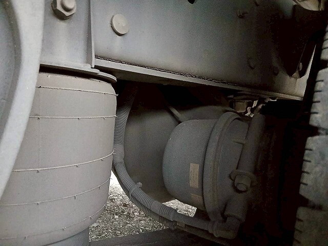 日野プロフィアアルミウイング大型（10t）[写真24]