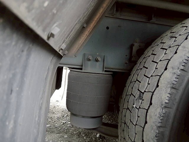 日野プロフィアアルミウイング大型（10t）[写真25]