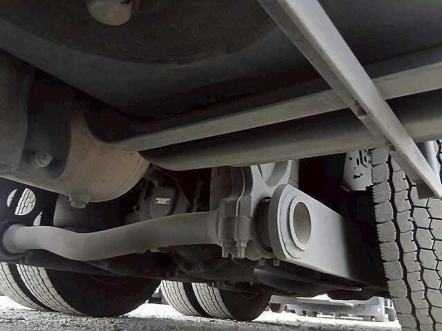 日野プロフィアアルミウイング大型（10t）[写真30]