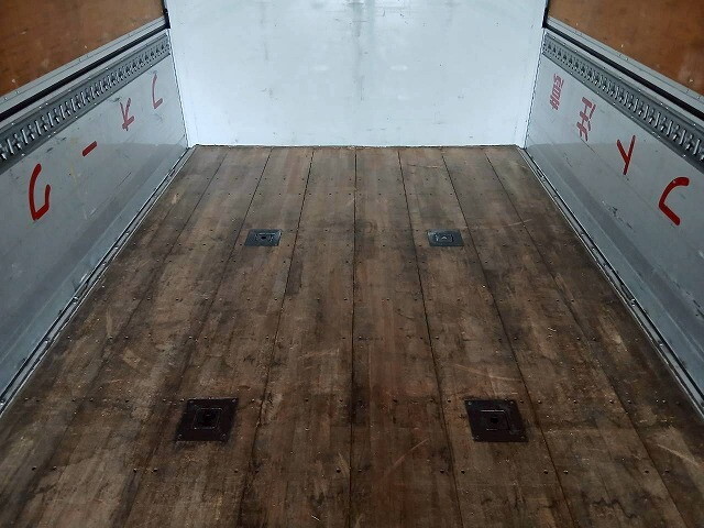 日野プロフィアアルミウイング大型（10t）[写真09]