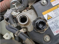 いすゞフォワード散水車中型（4t）[写真18]