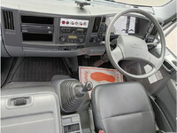 いすゞフォワード散水車中型（4t）[写真22]