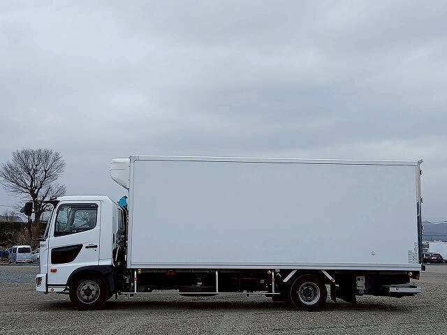 日野レンジャー冷凍車（冷蔵車）中型（4t）[写真07]
