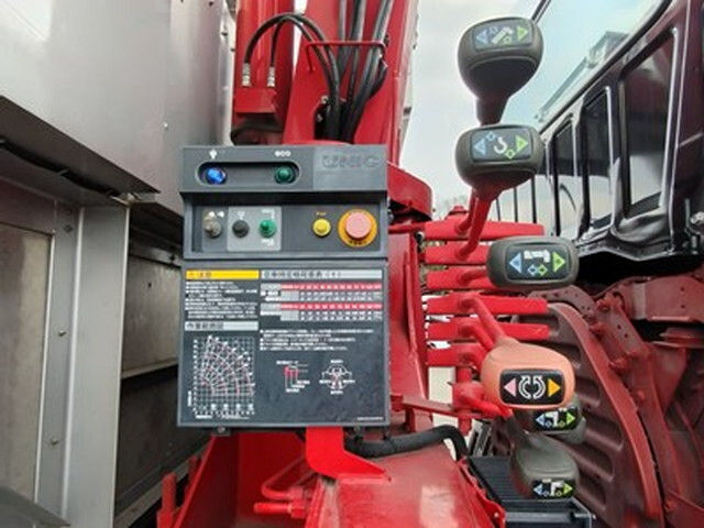 日野プロフィアクレーン4段大型（10t）[写真11]