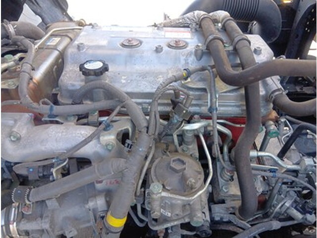 日野レンジャー平ボディ中型（4t）[写真14]