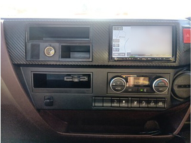 日野レンジャー平ボディ中型（4t）[写真22]