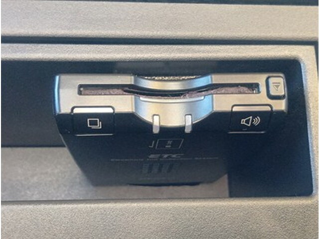 日野レンジャー平ボディ中型（4t）[写真24]