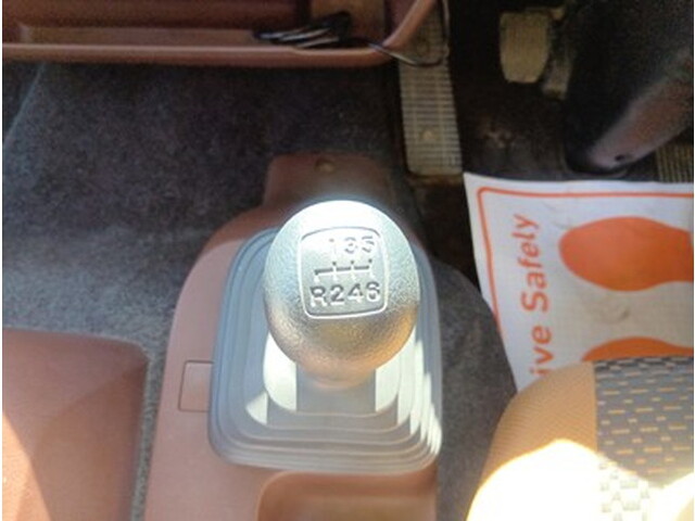 日野レンジャー平ボディ中型（4t）[写真25]