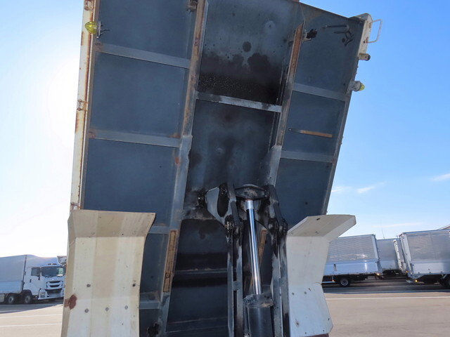 日野レンジャーダンプ中型（4t）[写真30]