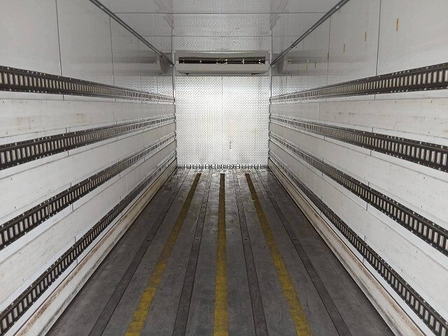 日野プロフィア冷凍車（冷蔵車）大型（10t）[写真16]