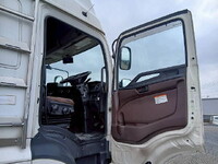 日野プロフィア冷凍車（冷蔵車）大型（10t）[写真19]