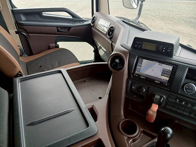 日野プロフィア冷凍車（冷蔵車）大型（10t）[写真26]