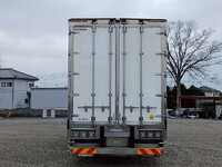 日野プロフィア冷凍車（冷蔵車）大型（10t）[写真07]