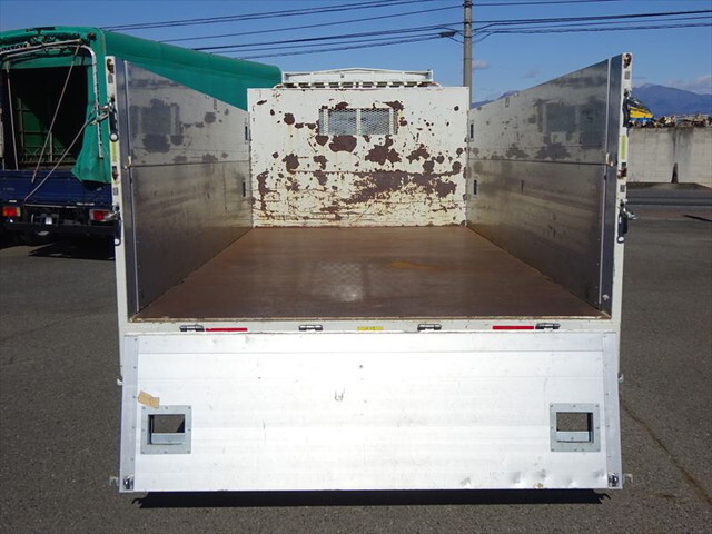 三菱ふそうキャンターアルミブロック小型（2t・3t）[写真17]