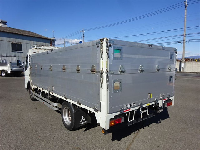 三菱ふそうキャンターアルミブロック小型（2t・3t）[写真02]