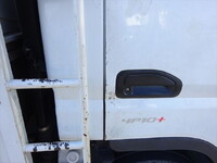 三菱ふそうキャンターアルミブロック小型（2t・3t）[写真38]