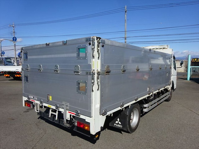 三菱ふそうキャンターアルミブロック小型（2t・3t）[写真04]