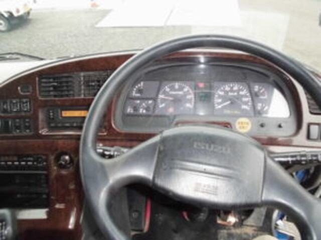 いすゞギガダンプ大型（10t）[写真06]