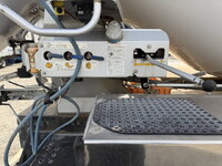 UDトラックスクオンミキサー車（コンクリートミキサー）大型（10t）[写真18]