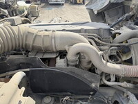 UDトラックスクオンミキサー車（コンクリートミキサー）大型（10t）[写真10]