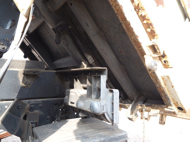 いすゞエルフダンプ・クレーン付小型（2t・3t）[写真27]