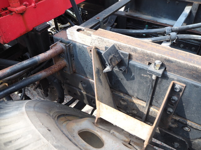 いすゞエルフダンプ・クレーン付小型（2t・3t）[写真30]