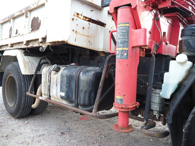 いすゞエルフダンプ・クレーン付小型（2t・3t）[写真33]