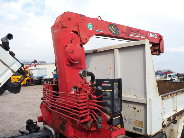 いすゞエルフダンプ・クレーン付小型（2t・3t）[写真35]