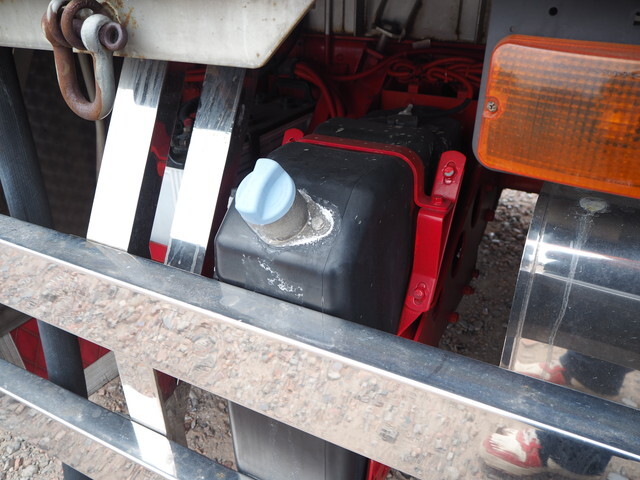 三菱ふそうスーパーグレート冷凍車（冷蔵車）大型（10t）[写真15]