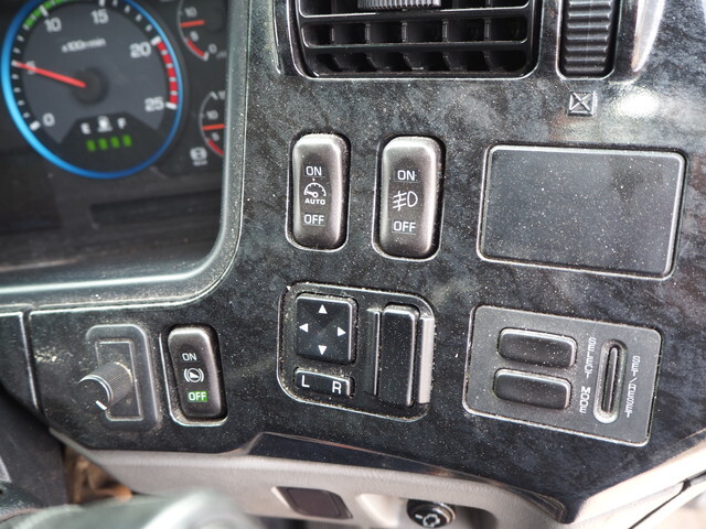 三菱ふそうスーパーグレート冷凍車（冷蔵車）大型（10t）[写真36]