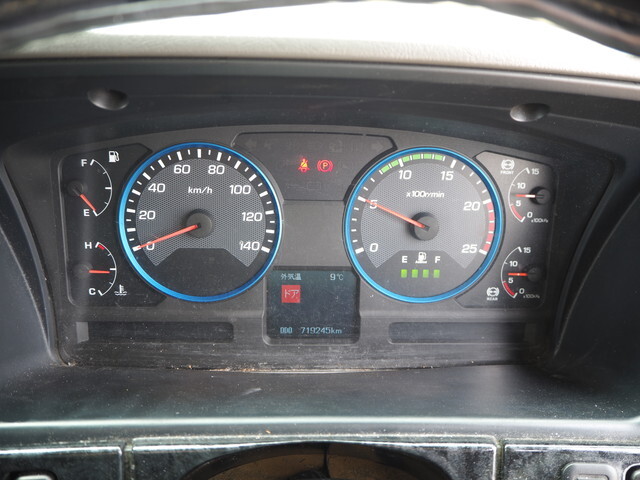 三菱ふそうスーパーグレート冷凍車（冷蔵車）大型（10t）[写真38]