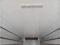 日野レンジャー冷凍車（冷蔵車）中型（4t）[写真11]