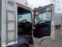 日野レンジャー冷凍車（冷蔵車）中型（4t）[写真15]