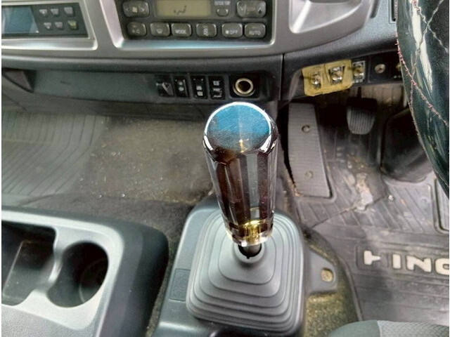 日野レンジャー冷凍車（冷蔵車）中型（4t）[写真17]