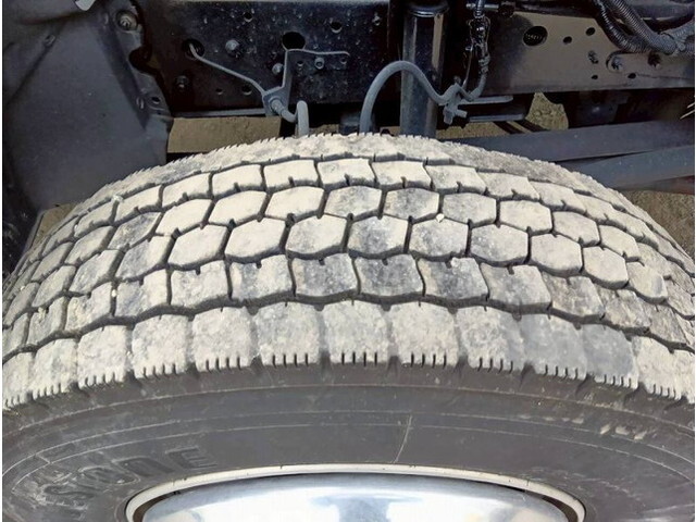 日野レンジャー冷凍車（冷蔵車）中型（4t）[写真32]