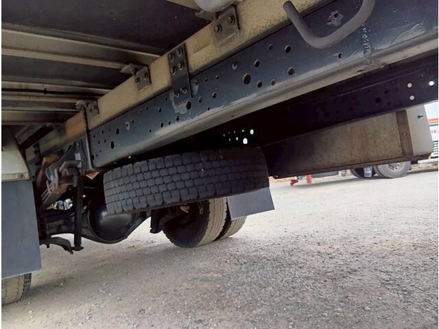 日野レンジャー冷凍車（冷蔵車）中型（4t）[写真37]