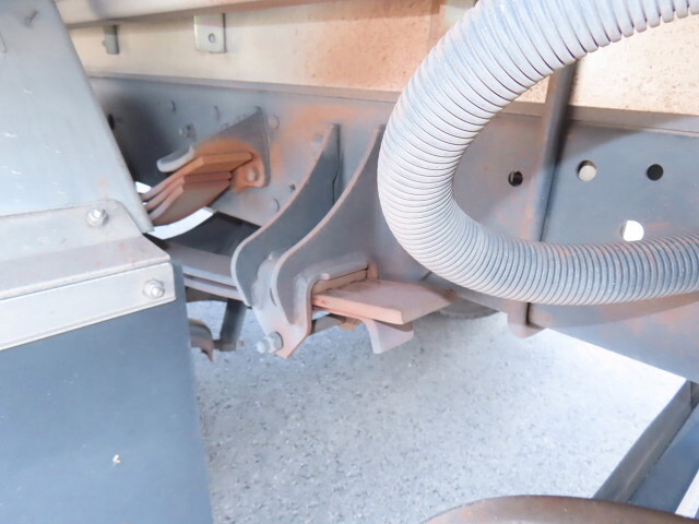 日野レンジャーアルミウイング中型（4t）[写真15]