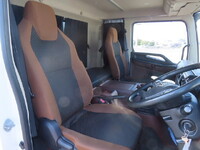 日野レンジャーアルミウイング中型（4t）[写真24]