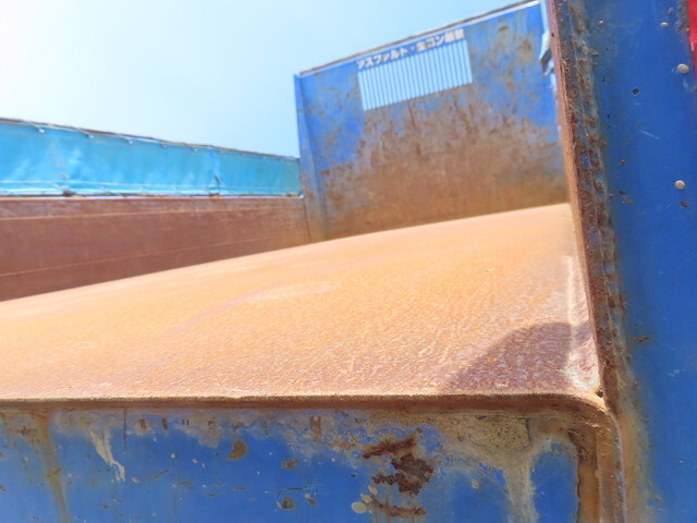 いすゞエルフダンプ小型（2t・3t）[写真28]