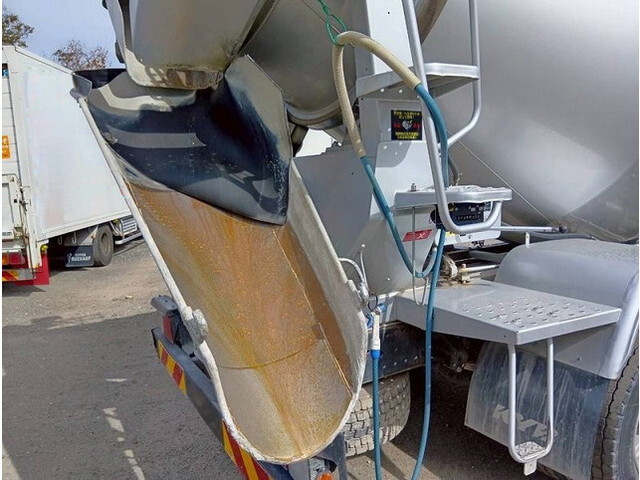 日野レンジャーミキサー車（コンクリートミキサー）大型（10t）[写真10]