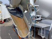 日野レンジャーミキサー車（コンクリートミキサー）大型（10t）[写真11]